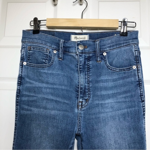 Madewell Stretchy 10" High-Rise Skinny Crop Jeans in Welling Wash 27 - Picture 3 of 16